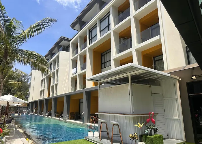 Beachfront Apartment At Naithon